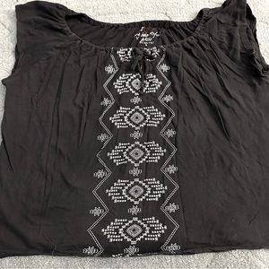 Bcasual Black Short Sleeve T-Shirt Top Embroidered Black/White Size Large